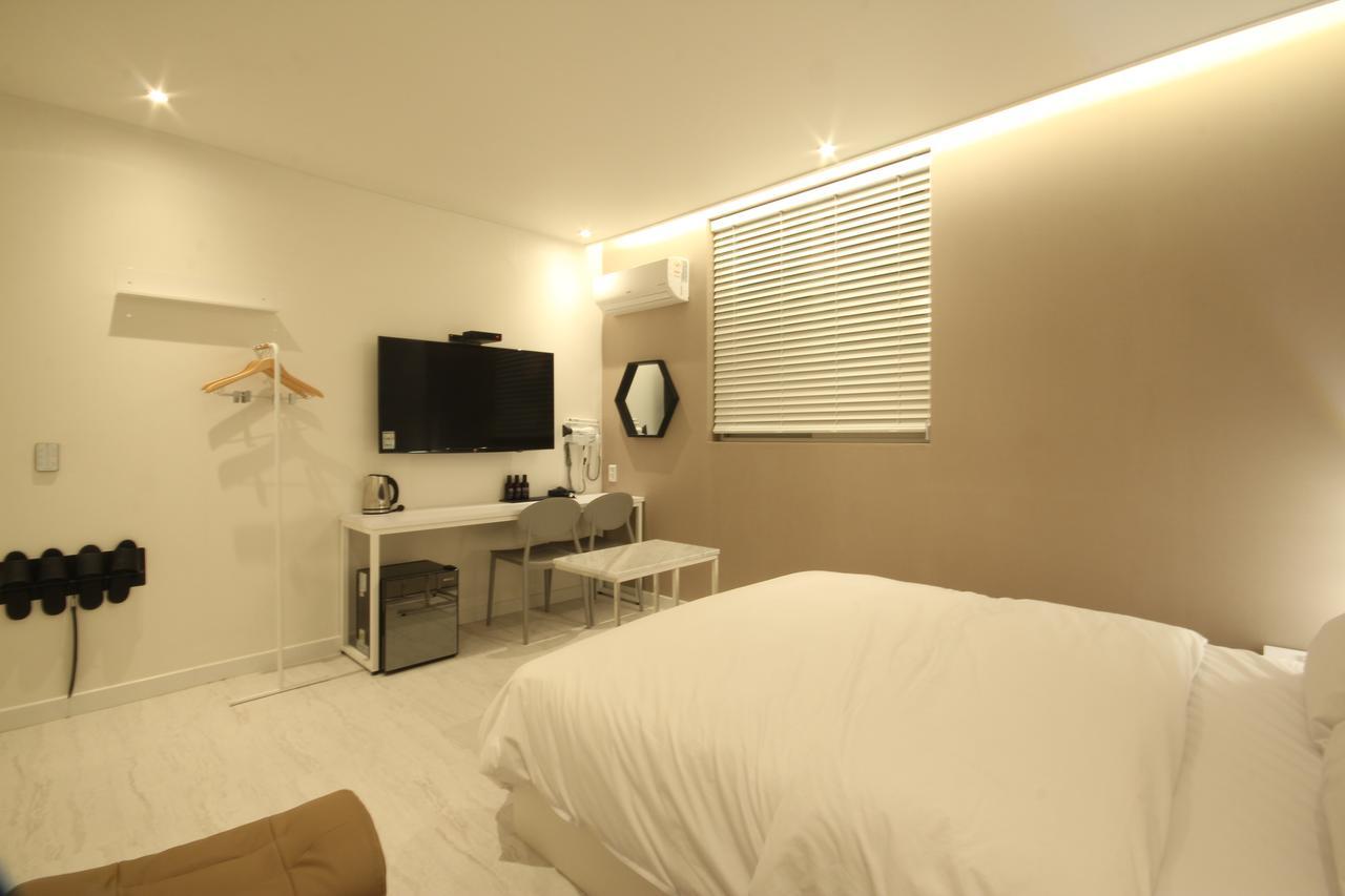 Hotel Yam Yeosu Hakdong Exterior photo